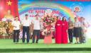 Các khu phố tặng hoa.jpg - 